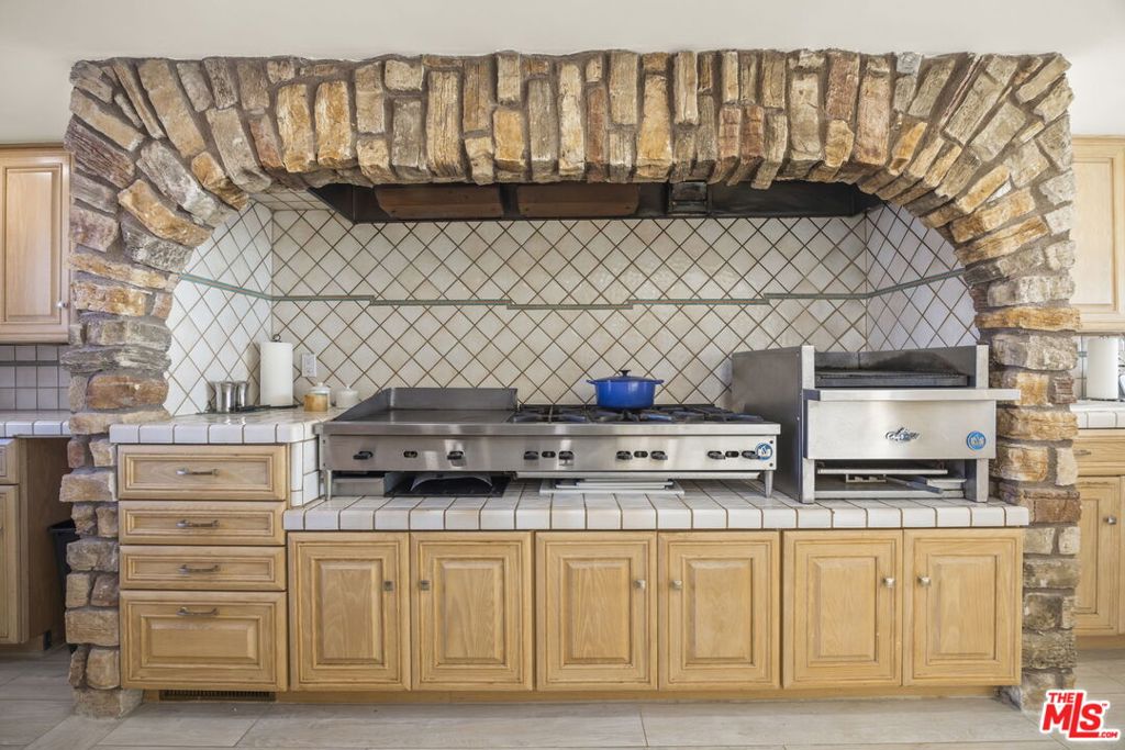 1005 Ocean Drive Property Photo 31