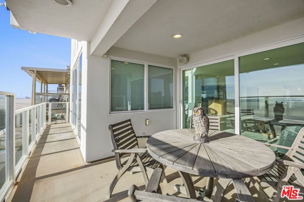 1005 Ocean Drive Property Photo 33