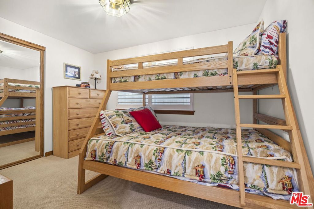 1005 Ocean Drive Property Photo 39