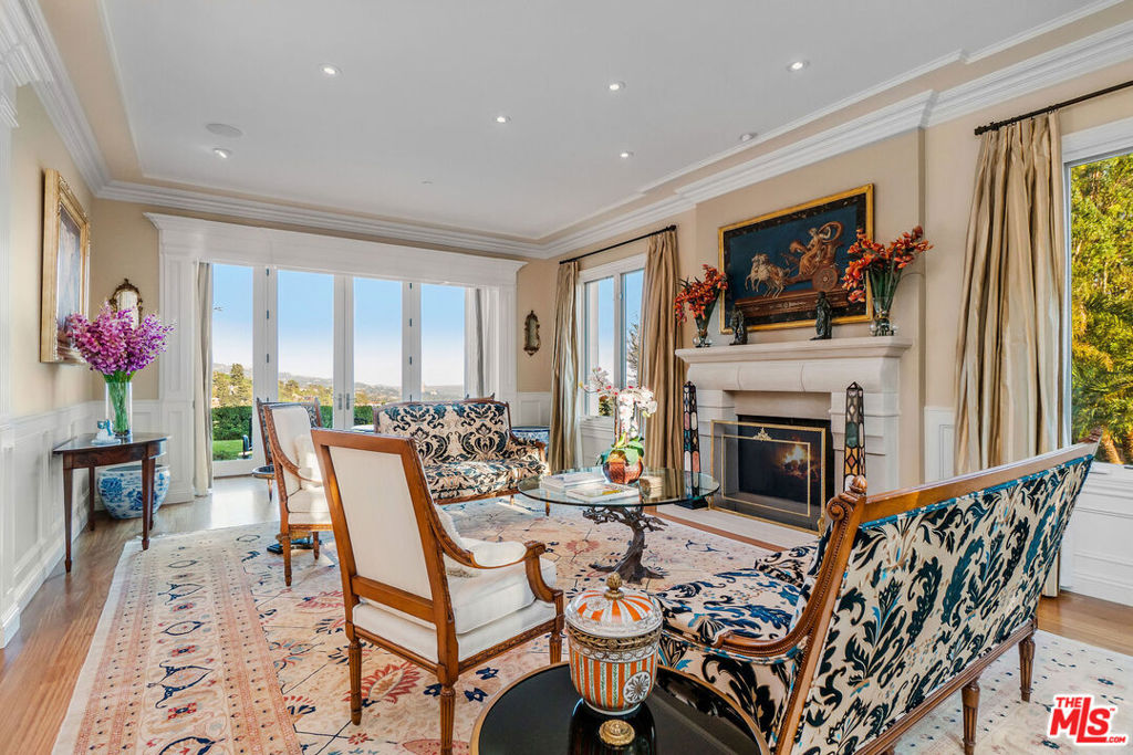 1000 Bel Air Road Property Photo 6
