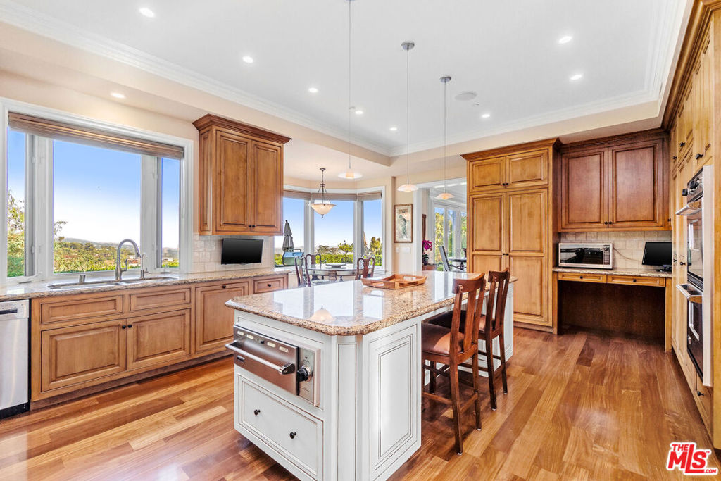 1000 Bel Air Road Property Photo 8