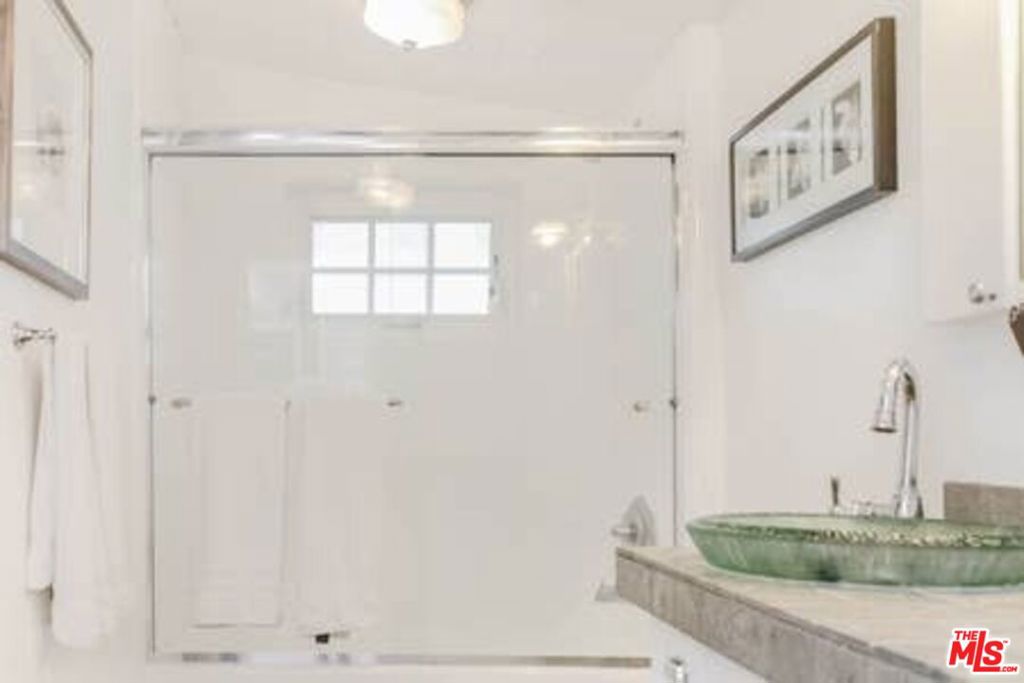 2323 Grand Canal Property Photo 18