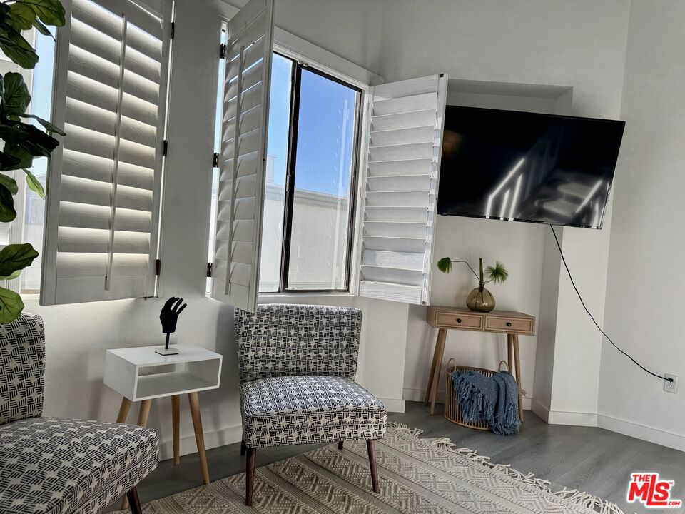 14 Mast Street Property Photo 18