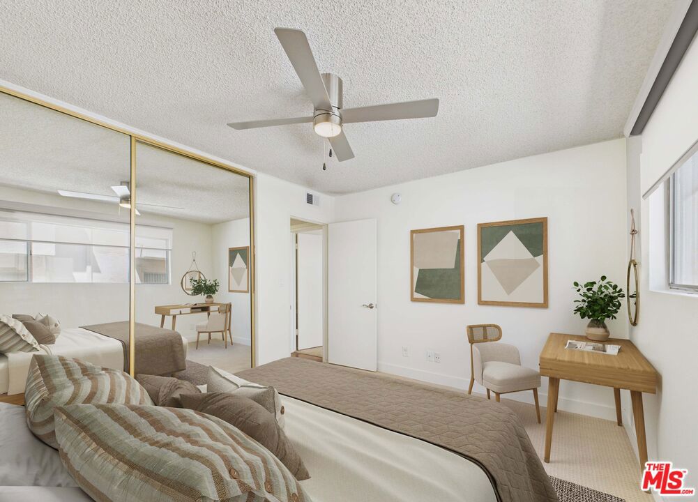 4573 Willis Avenue Property Photo 7