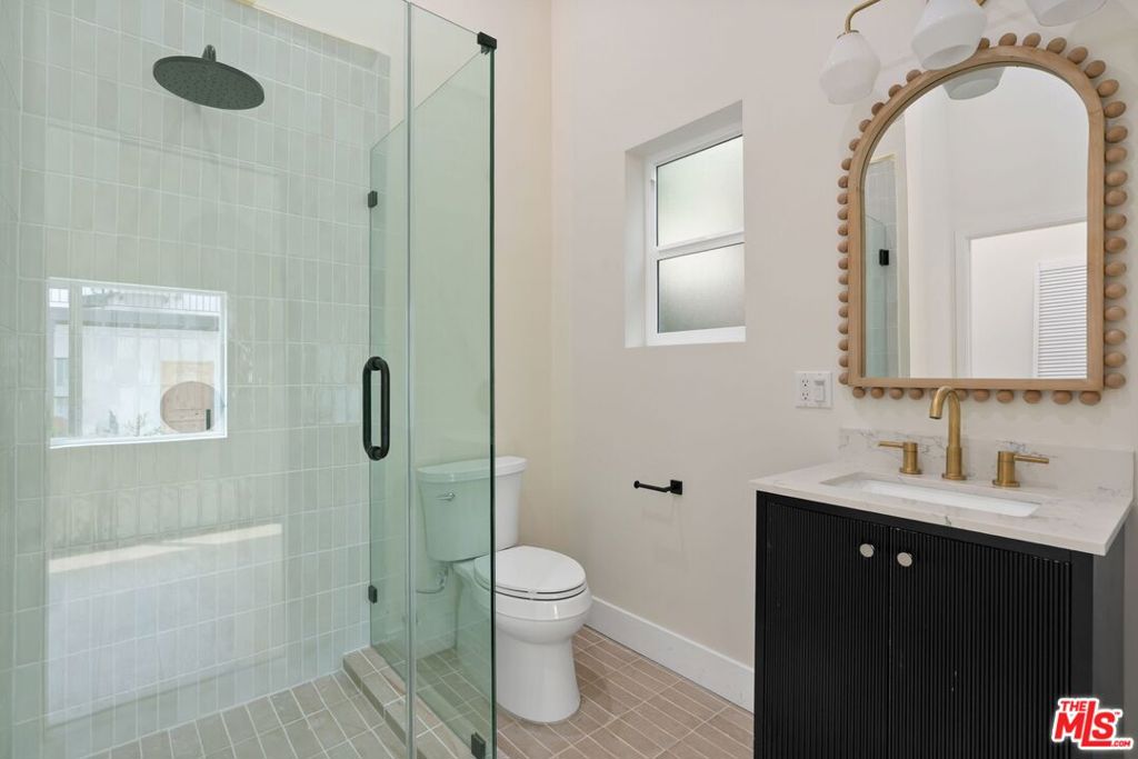 8587 Rugby Drive Property Photo 18