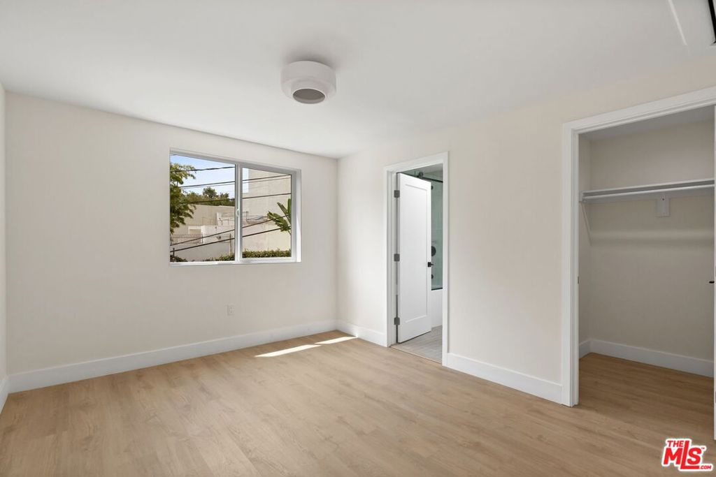 8587 Rugby Drive Property Photo 19