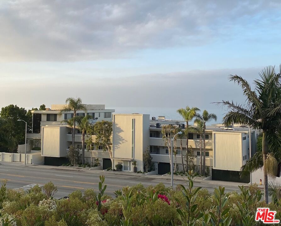 22626 Pacific Coast Highway 22 Property Photo 14