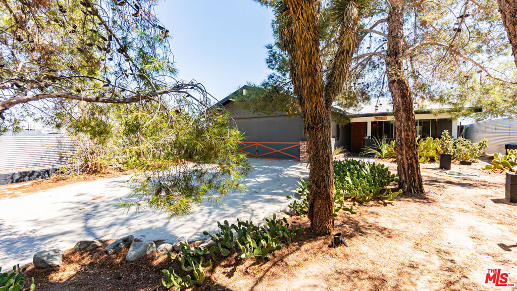 62033 Bonair Road Property Photo 2