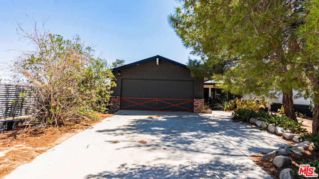 62033 Bonair Road Property Photo 4