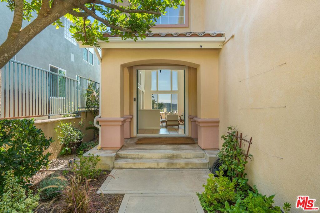 16632 Calle Jermaine Property Photo 2