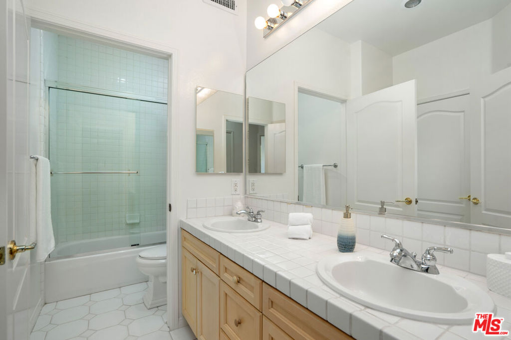 16632 Calle Jermaine Property Photo 33