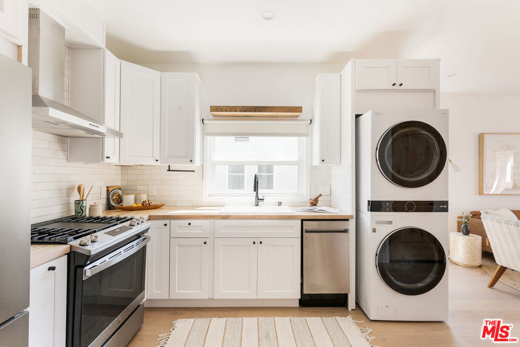 5847 1/2 Ernest Avenue Property Photo 9