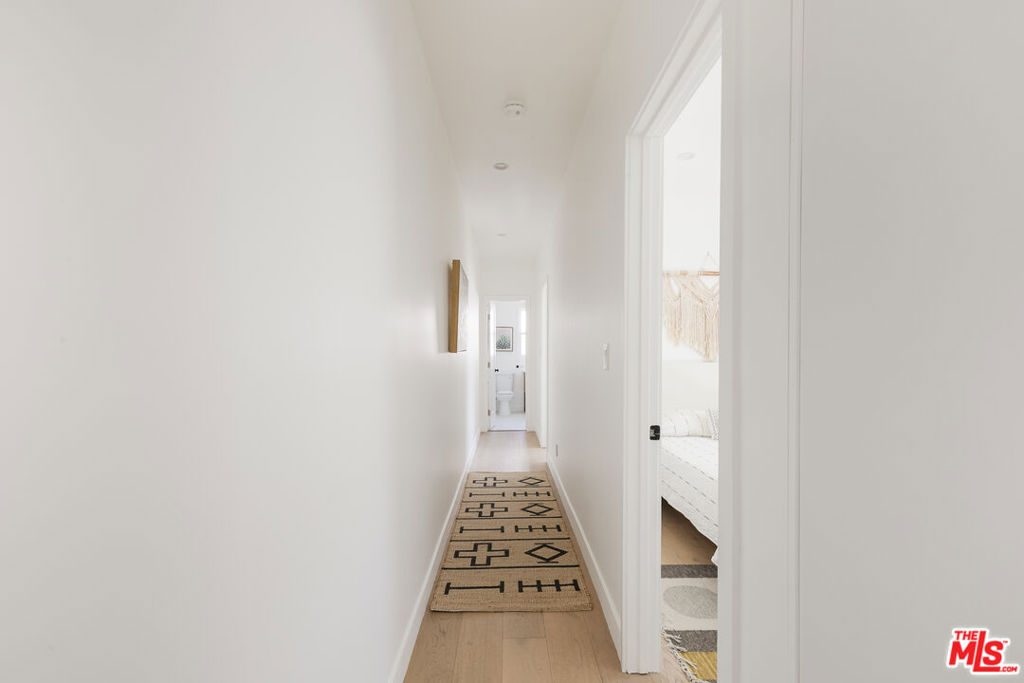 5847 1/2 Ernest Avenue Property Photo 10