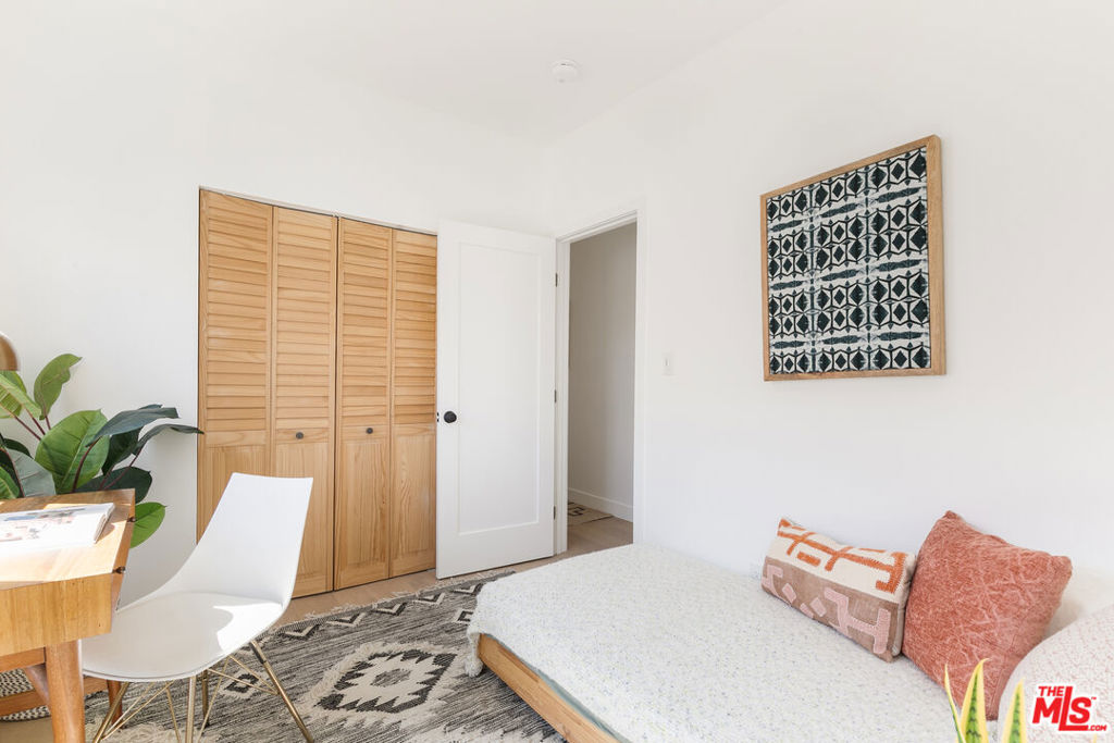 5847 1/2 Ernest Avenue Property Photo 17