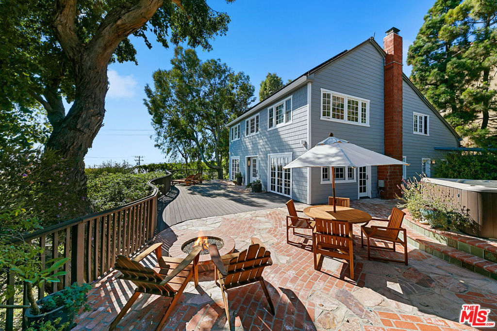 11498 Tongareva Street Property Photo 2