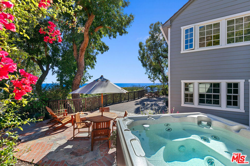 11498 Tongareva Street Property Photo 3