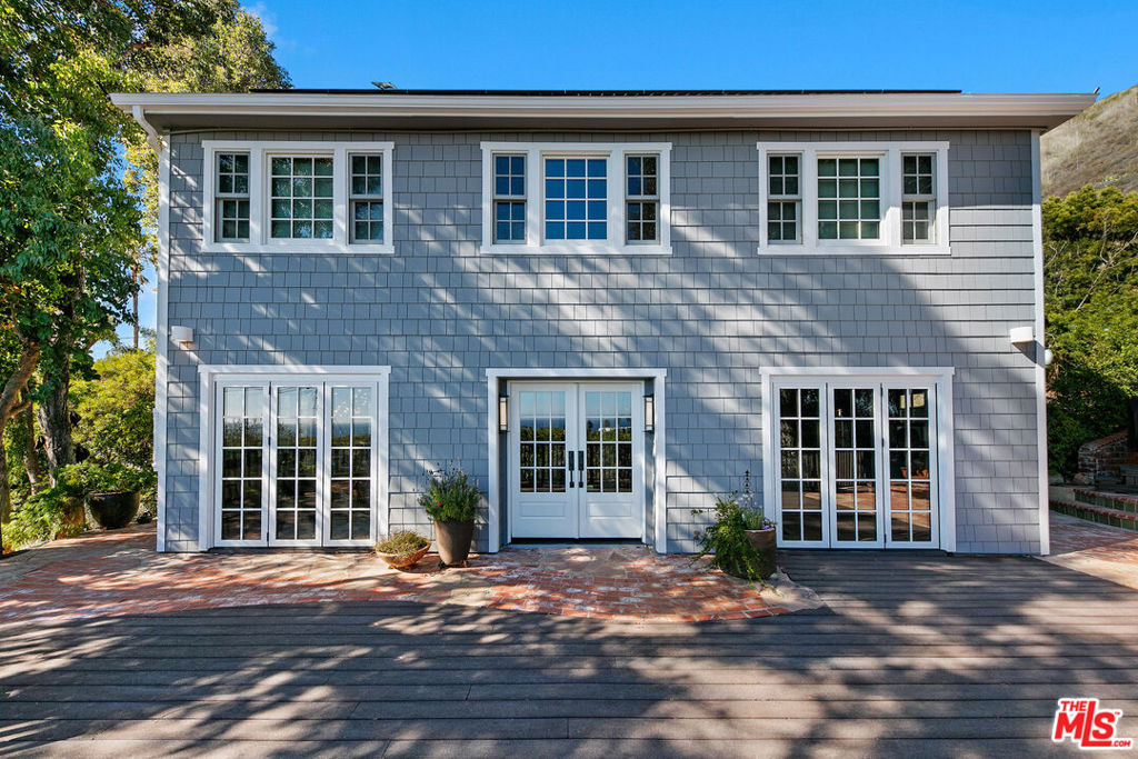 11498 Tongareva Street Property Photo 4