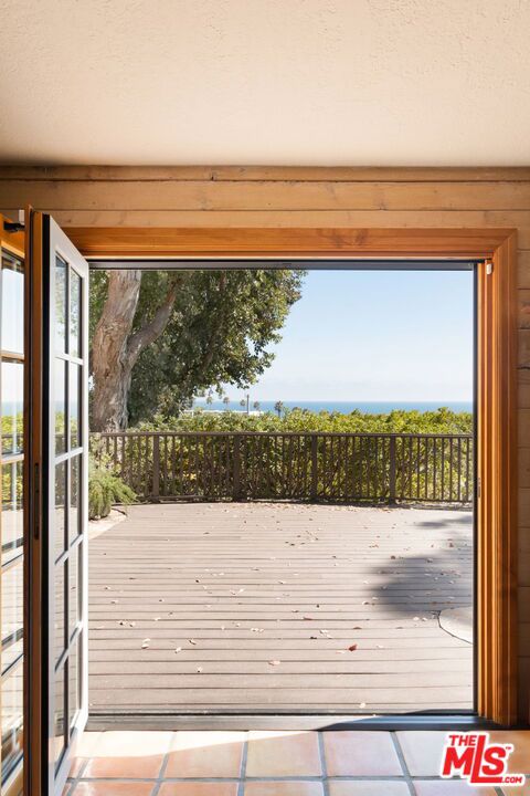 11498 Tongareva Street Property Photo 9