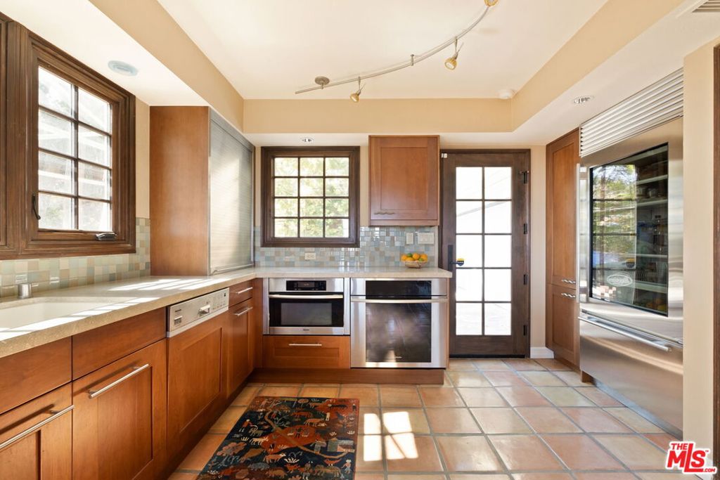 11498 Tongareva Street Property Photo 13