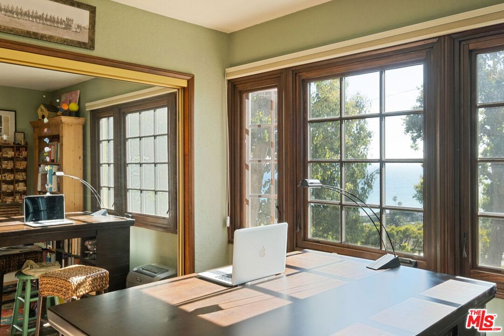 11498 Tongareva Street Property Photo 25