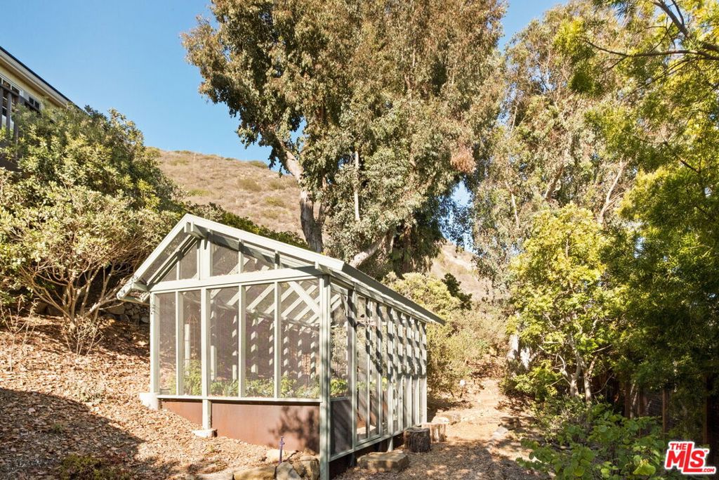 11498 Tongareva Street Property Photo 28