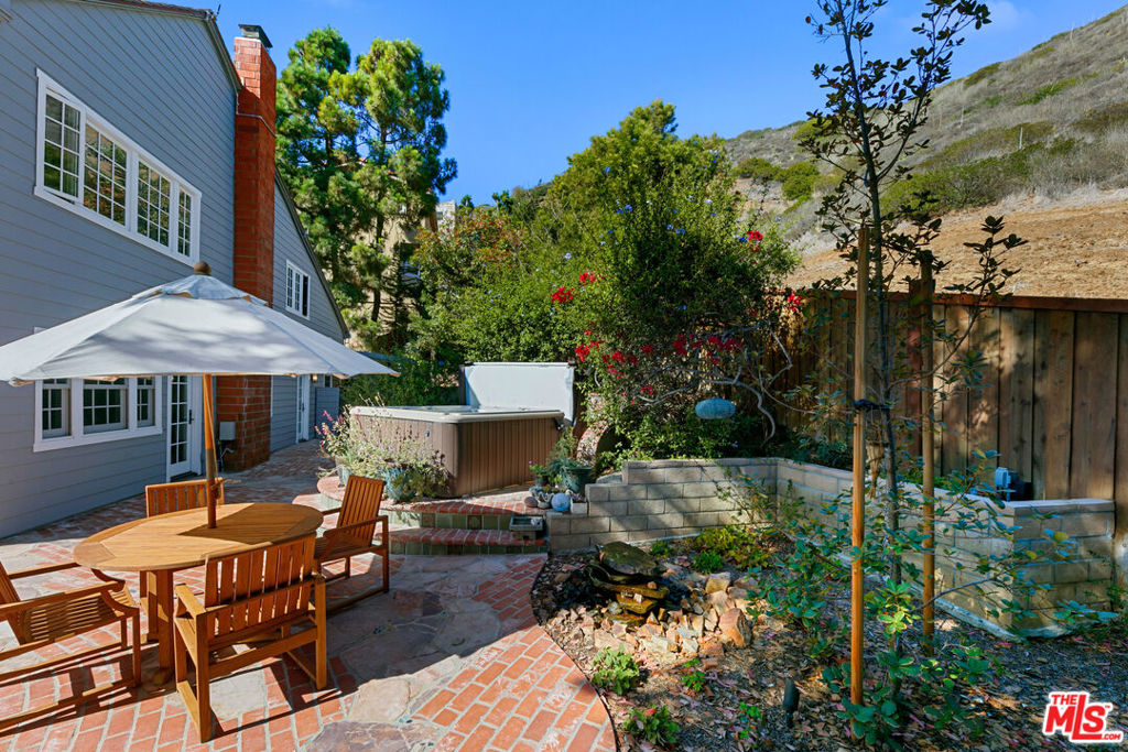 11498 Tongareva Street Property Photo 31