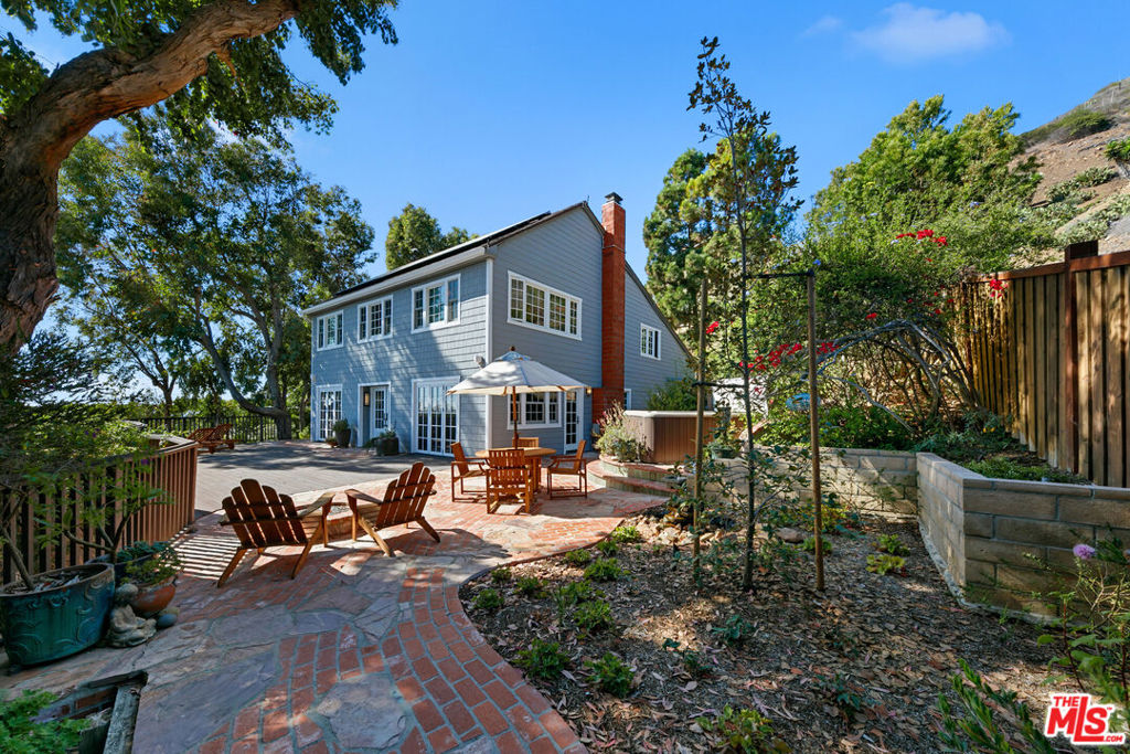 11498 Tongareva Street Property Photo 34