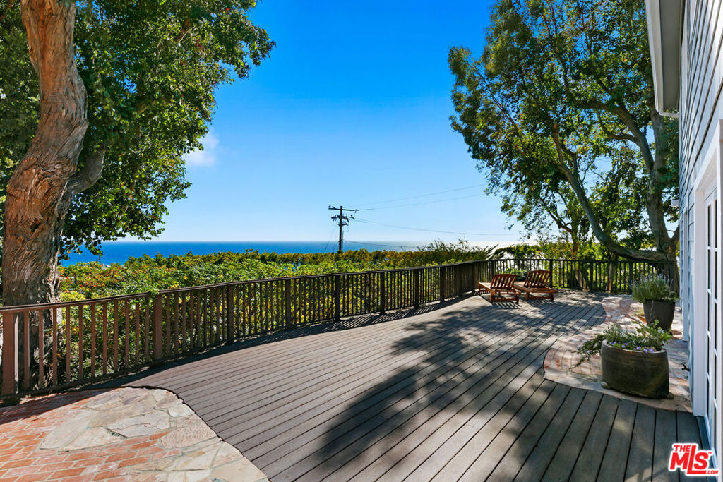 11498 Tongareva Street Property Photo 35