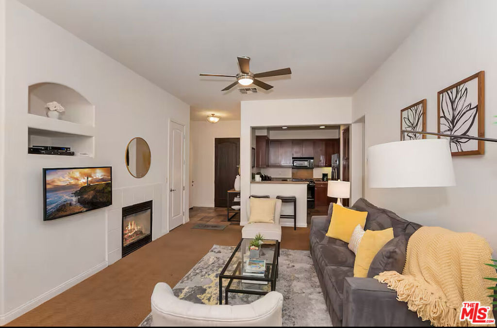 48573 Classic Drive Property Photo 3