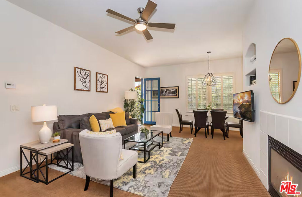 48573 Classic Drive Property Photo 4