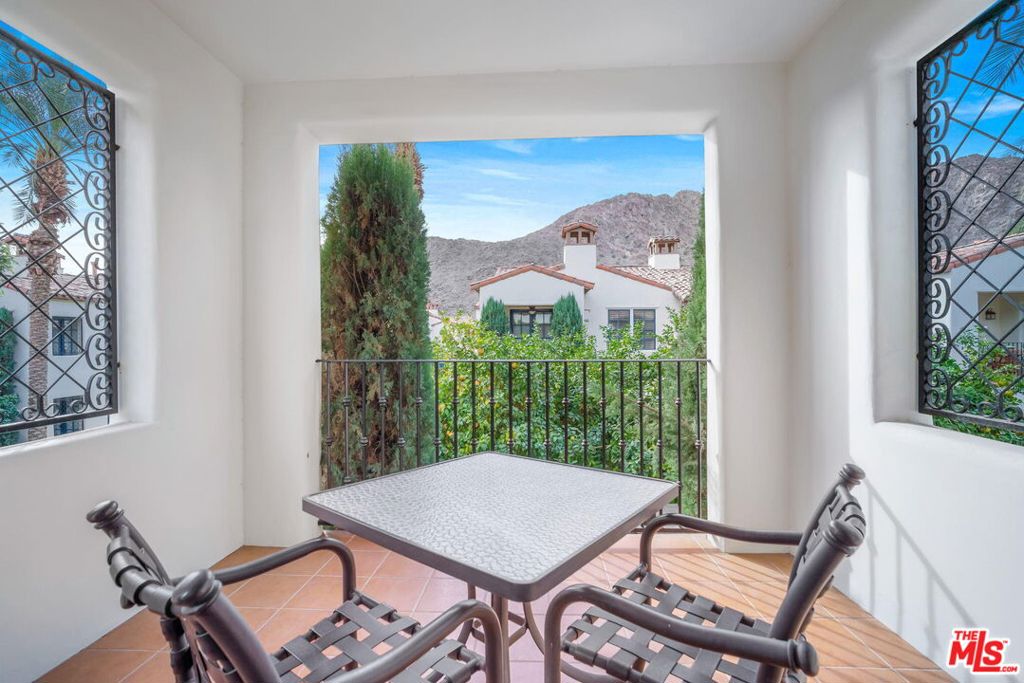 48573 Classic Drive Property Photo 11
