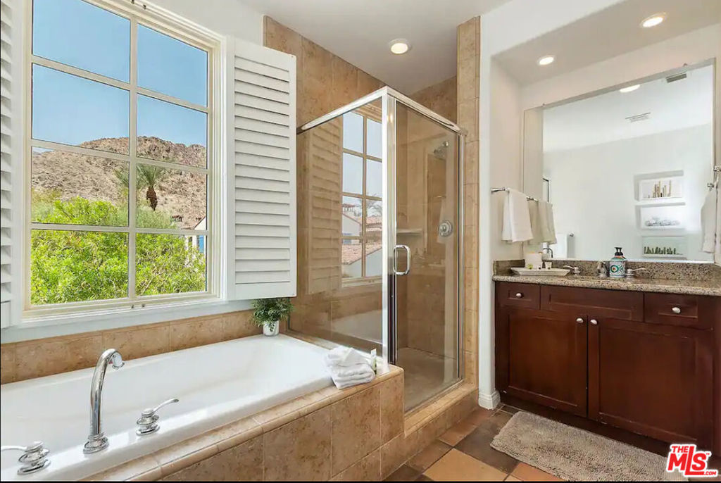 48573 Classic Drive Property Photo 16