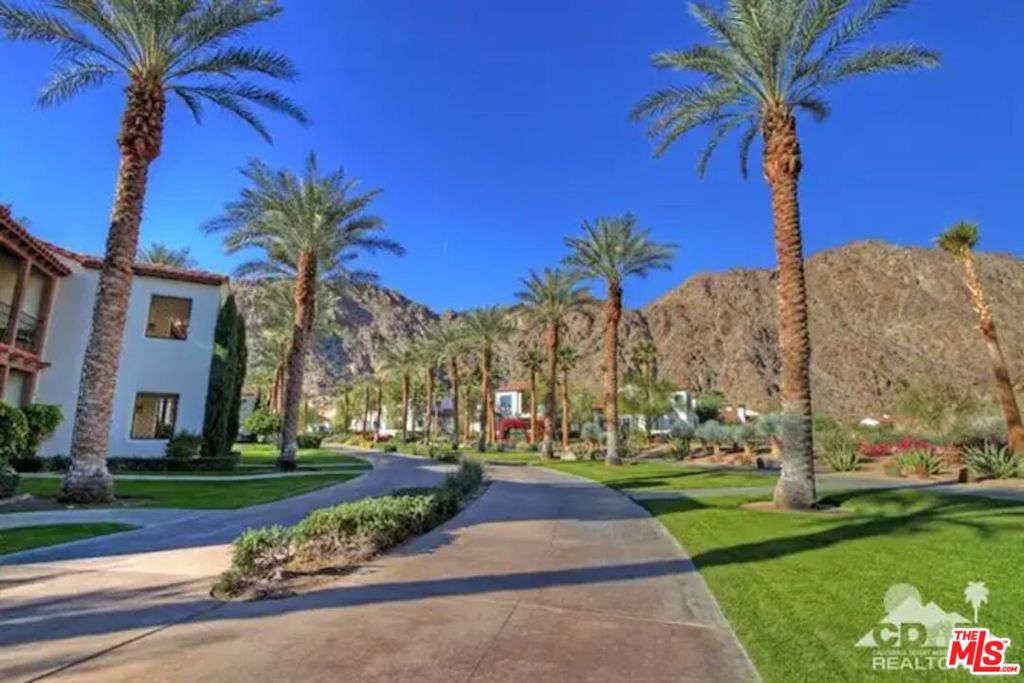 48573 Classic Drive Property Photo 31