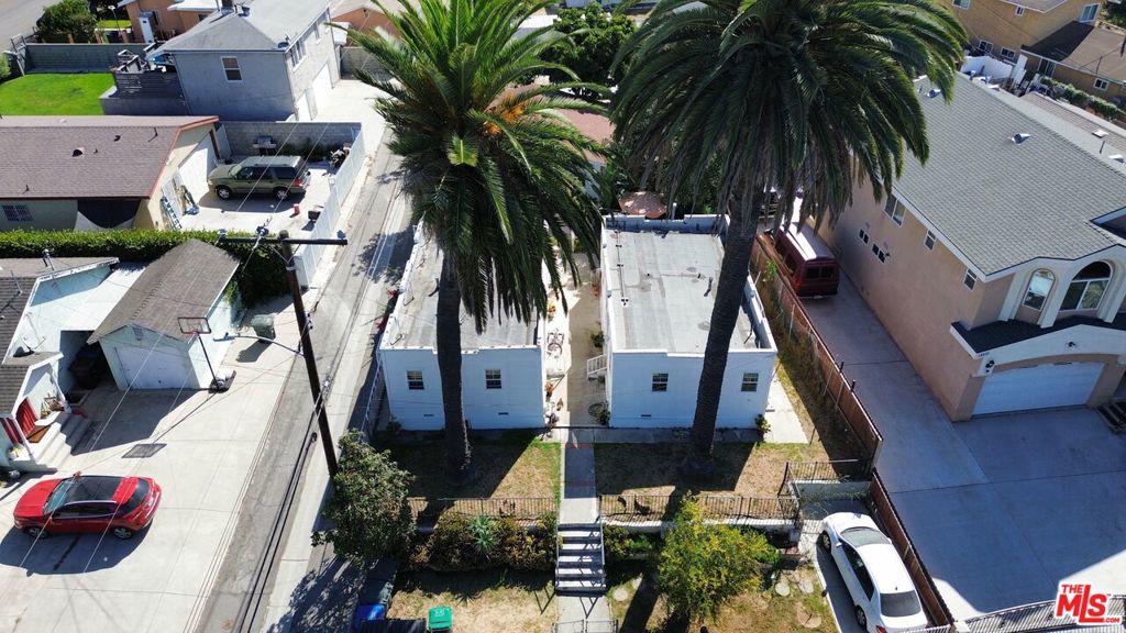 20414 Kenwood Avenue Property Photo 7