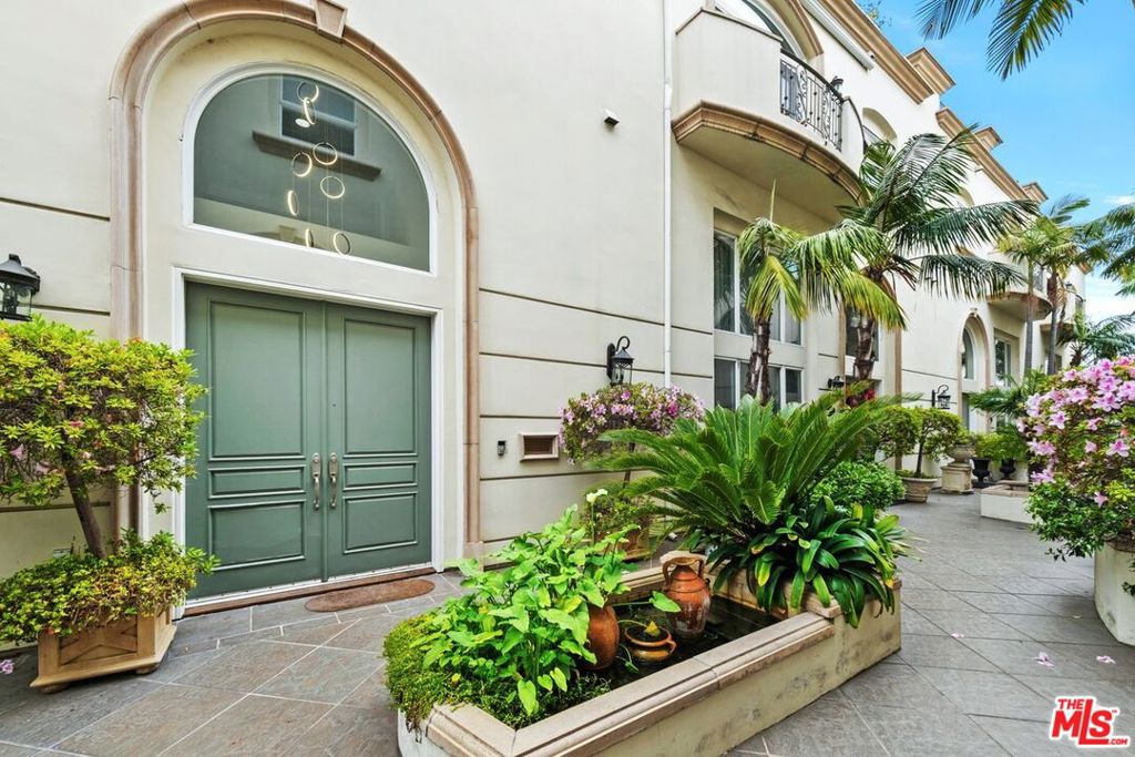 11974 Mayfield Avenue 2 Property Photo 1