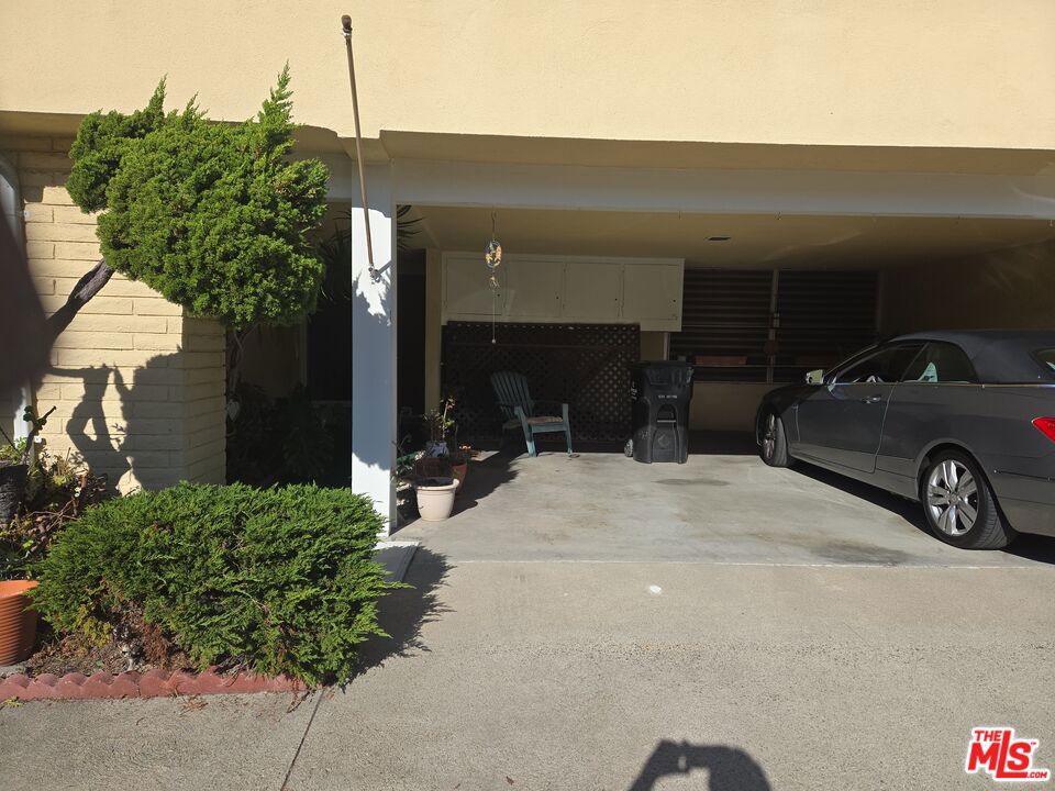 3500 W Manchester Boulevard 107 Property Photo 11