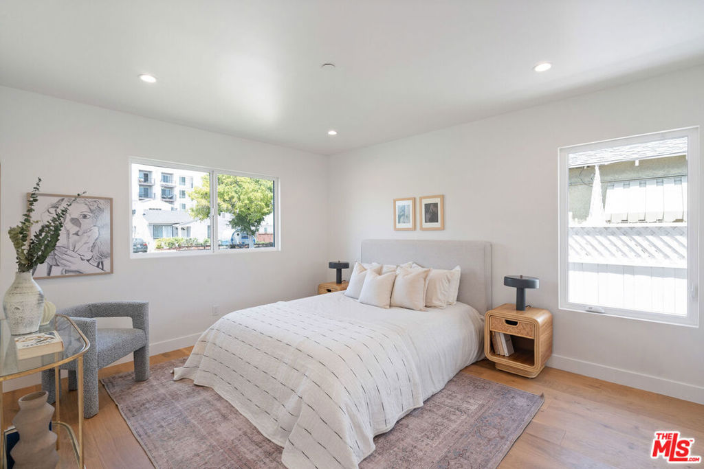 3522 Potomac Avenue Property Photo 17