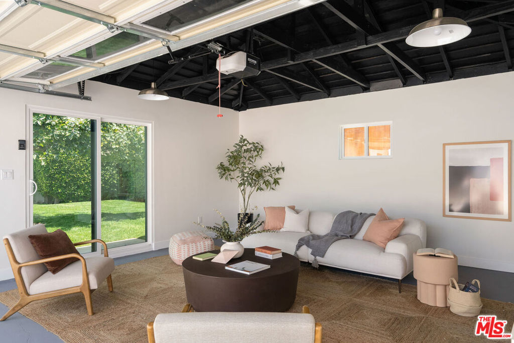 3522 Potomac Avenue Property Photo 36