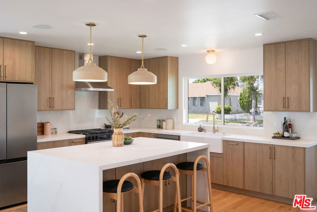 3522 Potomac Avenue Property Photo 46