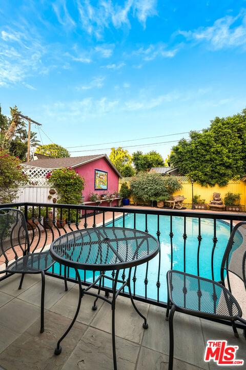 4262 Riverton Avenue Property Photo 19