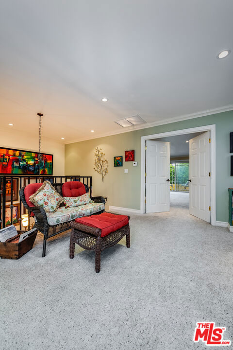 4262 Riverton Avenue Property Photo 34