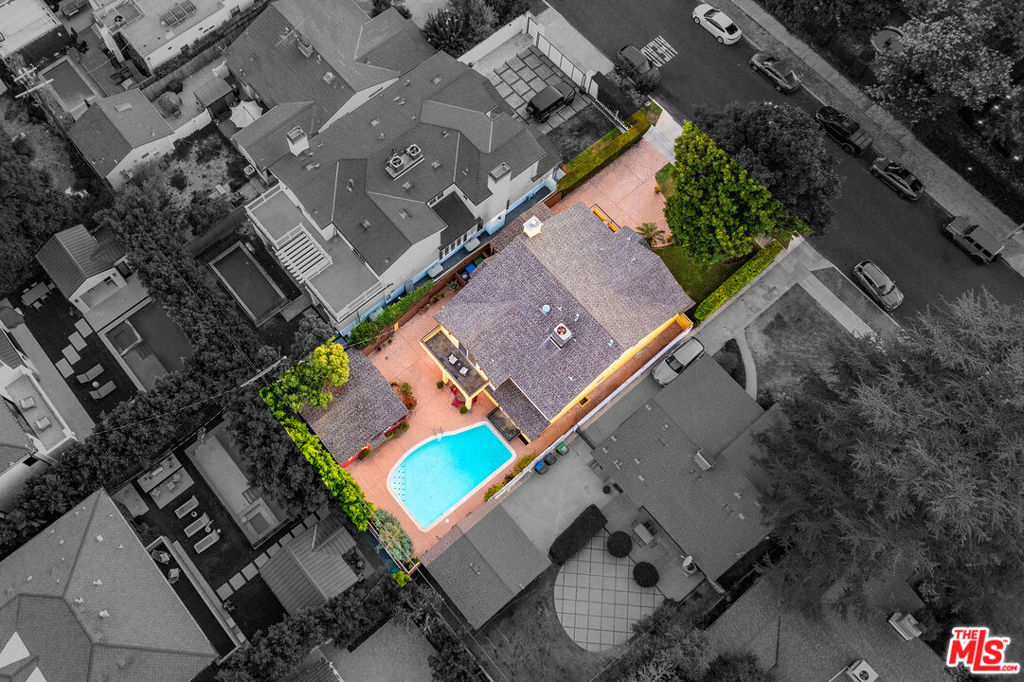 4262 Riverton Avenue Property Photo 49