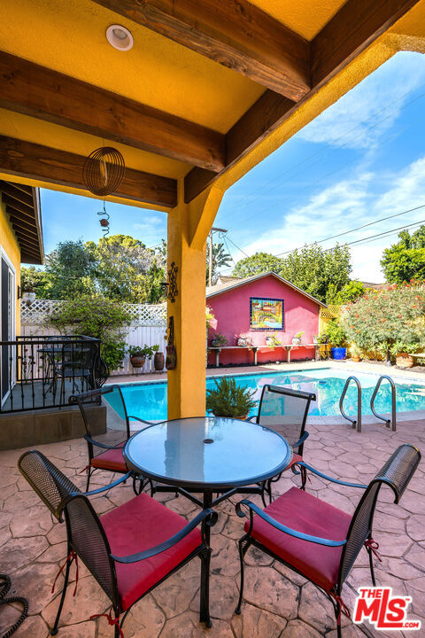 4262 Riverton Avenue Property Photo 57