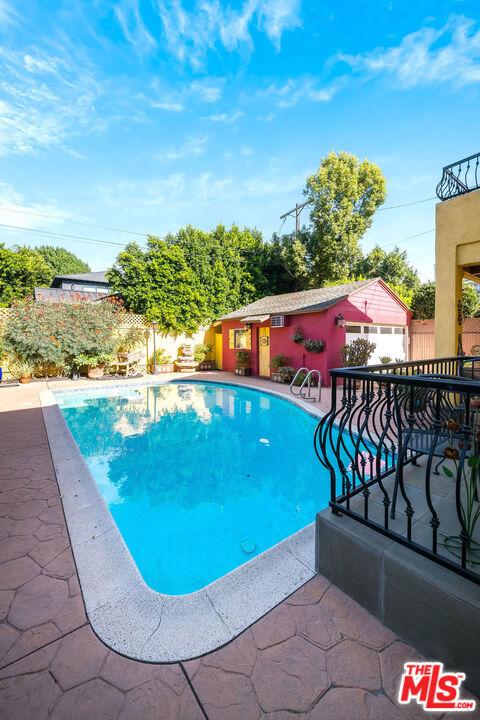 4262 Riverton Avenue Property Photo 63