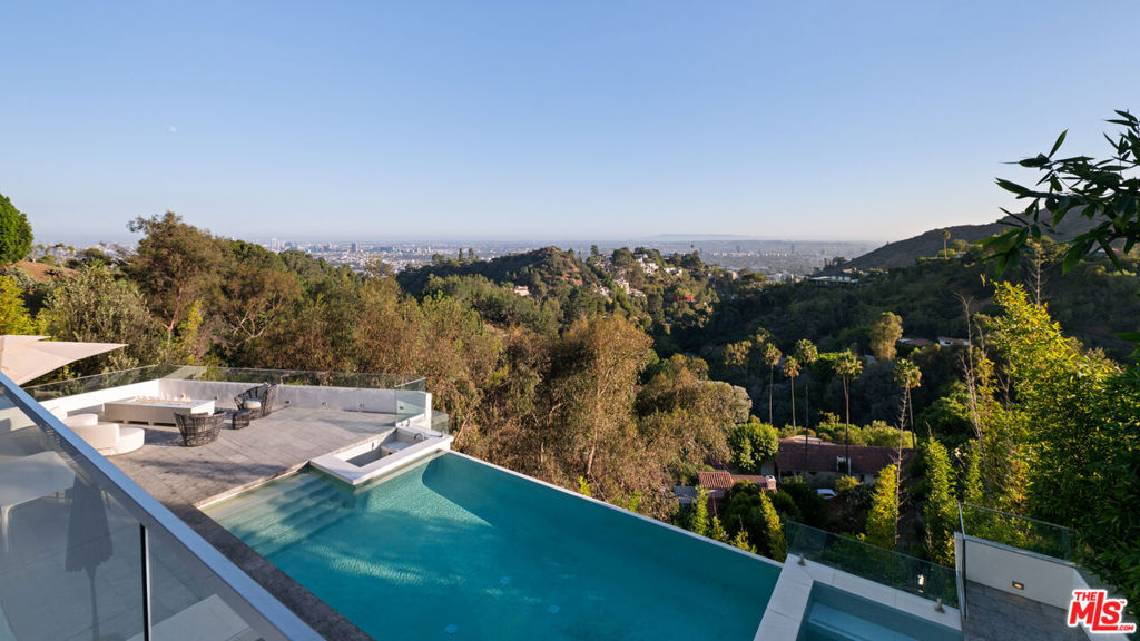 7080 W Mulholland Drive Property Photo 60