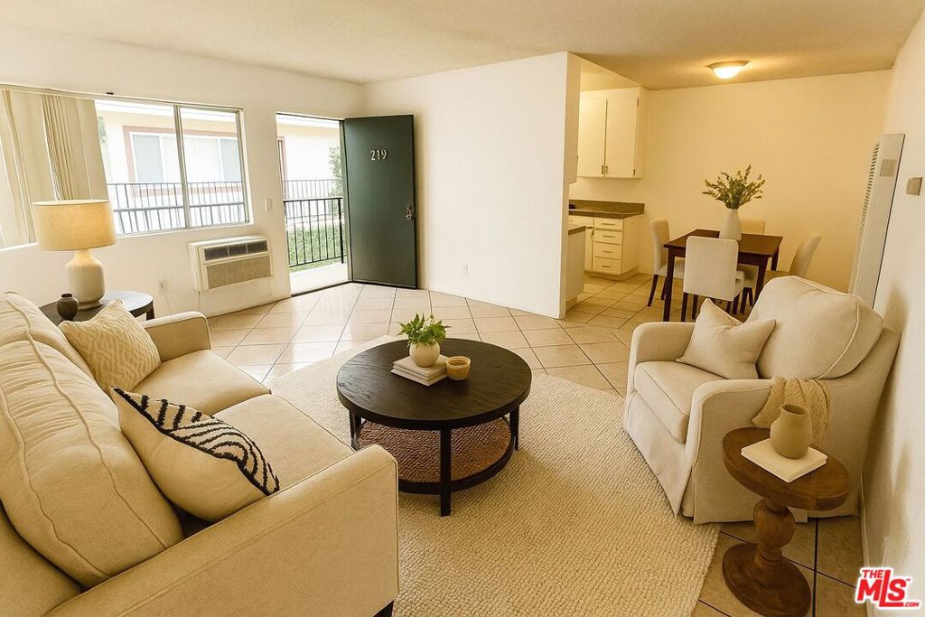 8800 Cedros Avenue 219 Property Photo 1