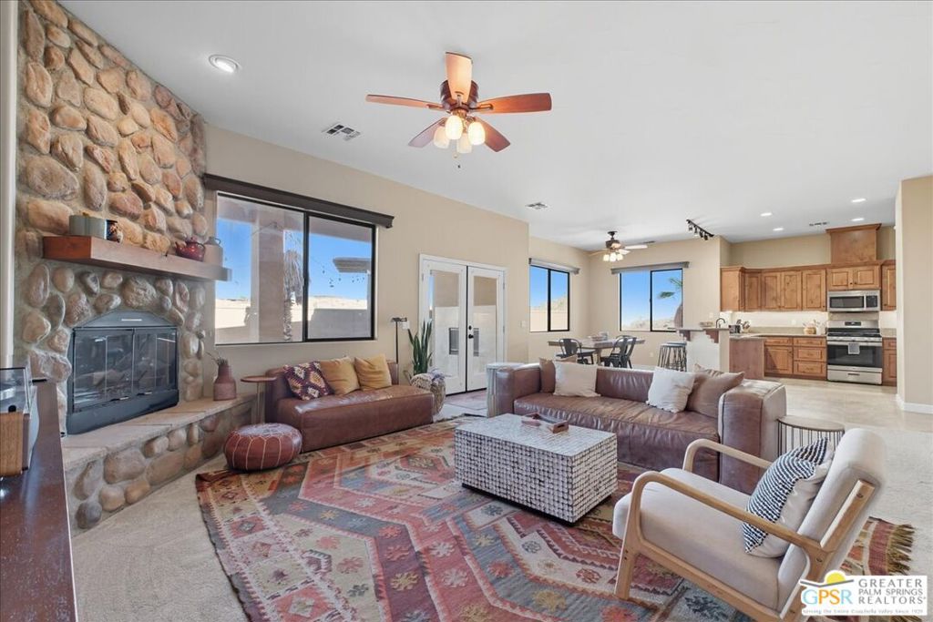 5935 Buena Suerte Road Property Photo 12