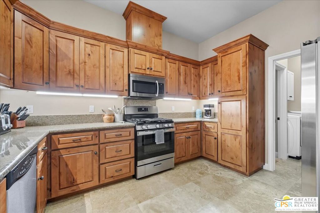 5935 Buena Suerte Road Property Photo 18