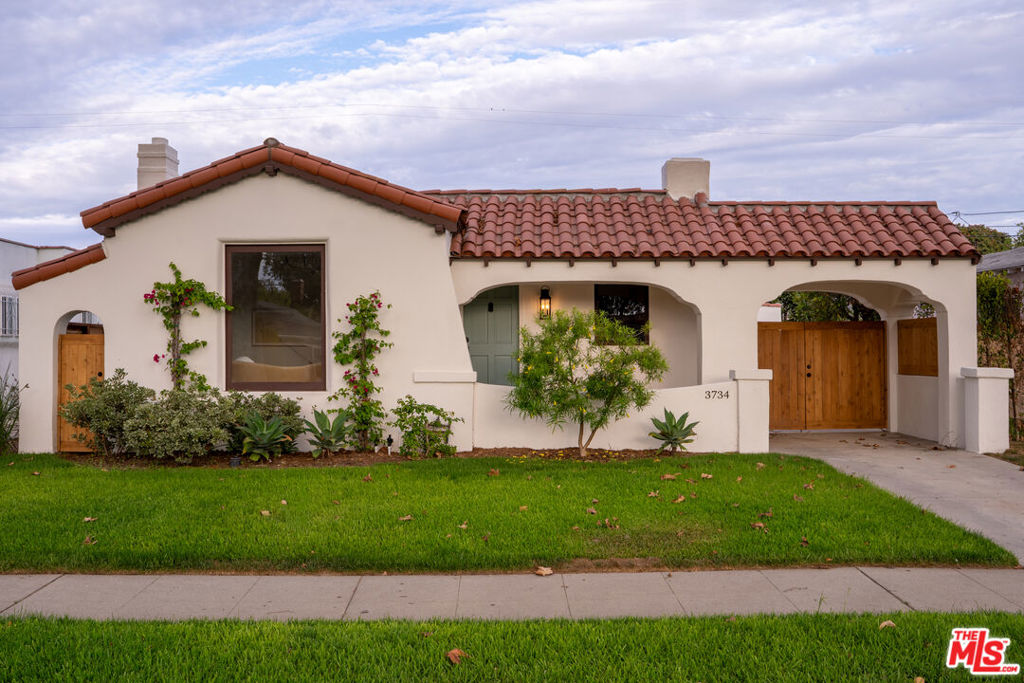 3734 Wellington Road Property Photo 1