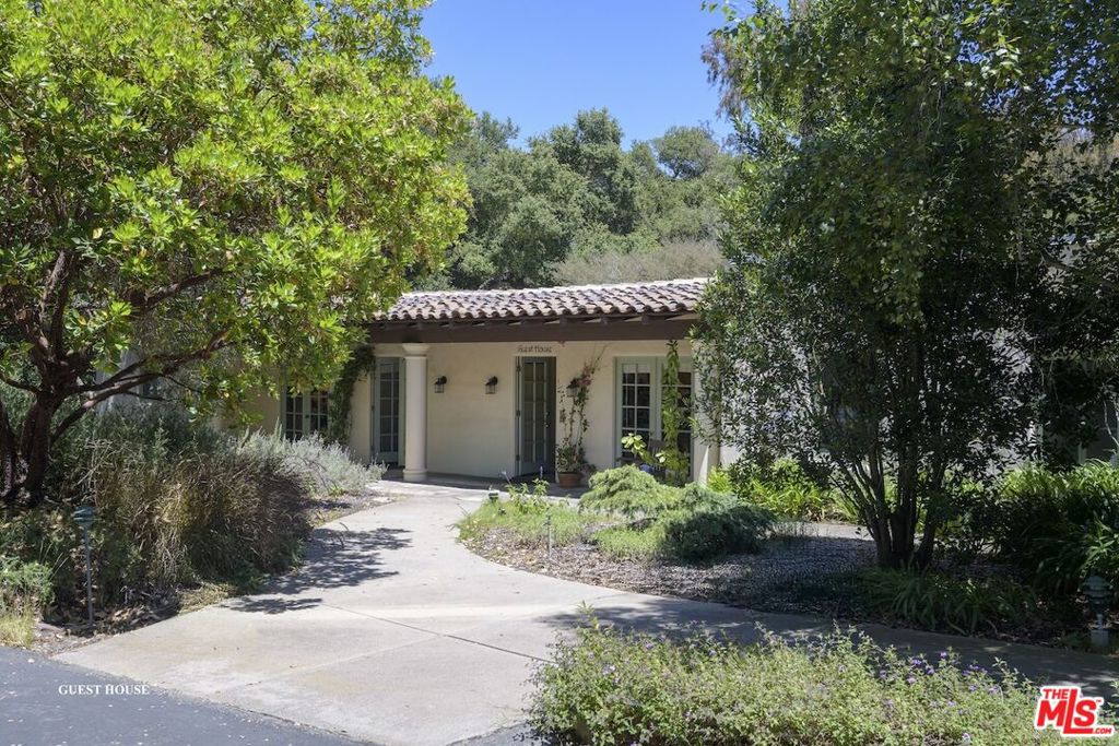 249 Lambert Road Property Photo 36